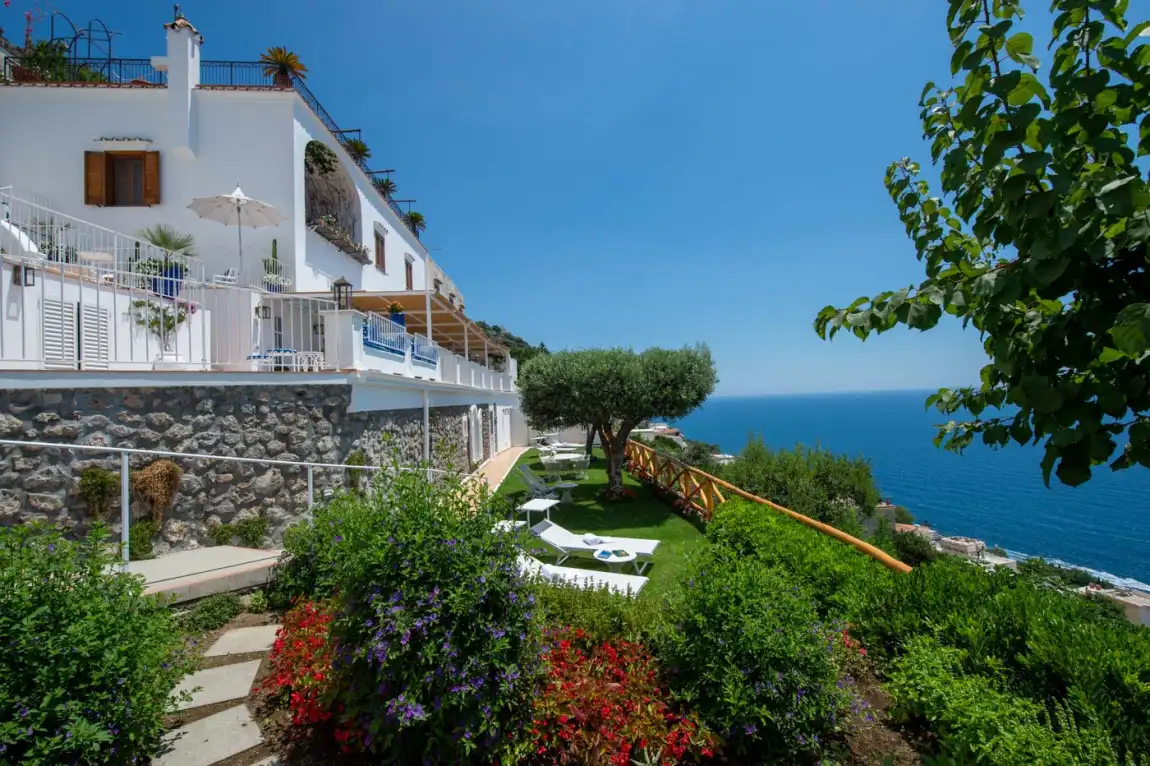 Villa Milu, Praiano — photograph from the original listing